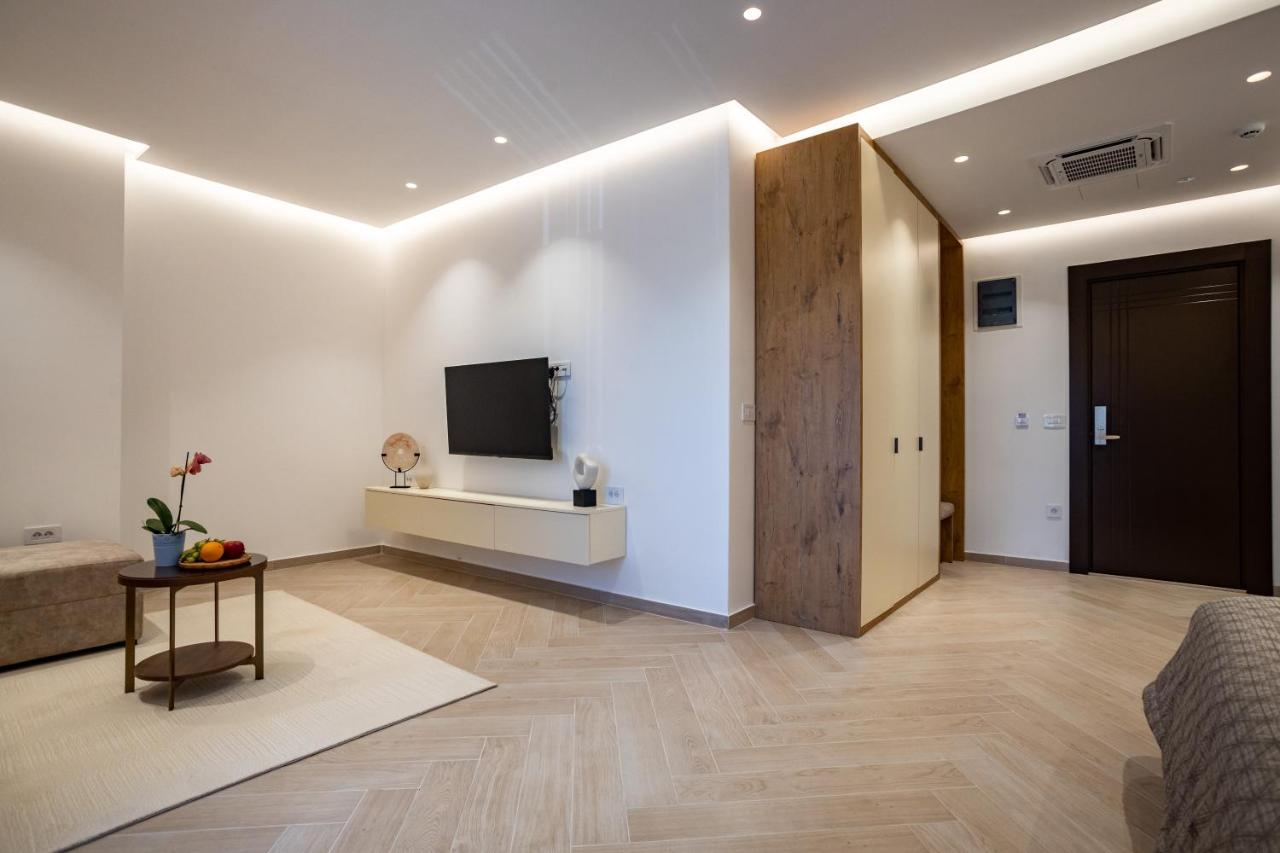 Grahovac_1858 Aparthotel Niksic ภายนอก รูปภาพ
